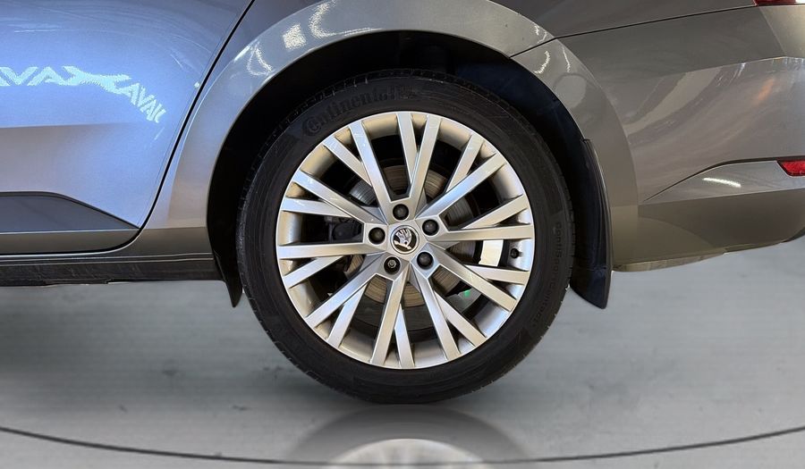 Skoda Superb 1.4 AMBITION Hatchback 2022