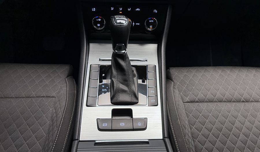 Skoda Superb 1.4 AMBITION Hatchback 2022