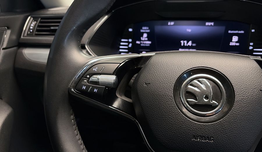 Skoda Superb 1.4 AMBITION Hatchback 2022