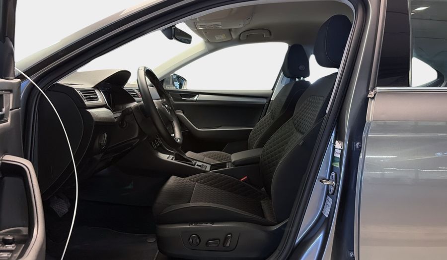 Skoda Superb 1.4 AMBITION Hatchback 2022