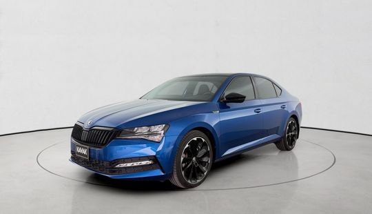 Skoda • Superb