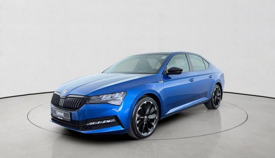 Skoda • Superb