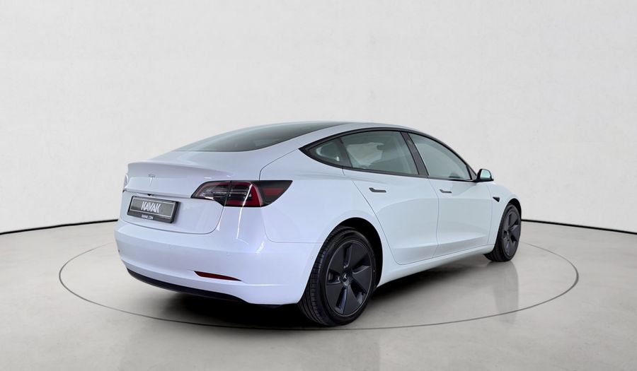 Tesla Model 3 BEV RWD Sedan 2022