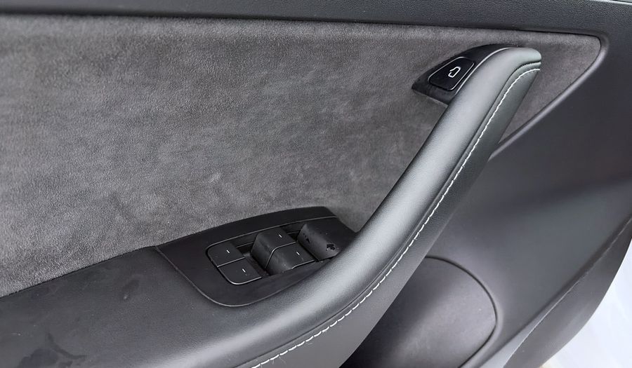 Tesla Model 3 BEV RWD Sedan 2022