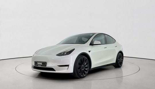 Tesla • Model Y