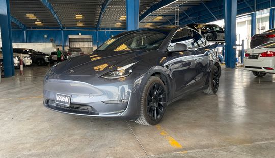 Tesla • Model Y
