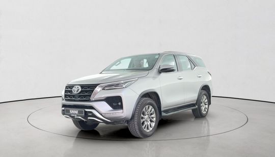 Toyota • Fortuner