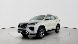 Toyota • Fortuner