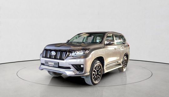 Toyota • Land Cruiser Prado