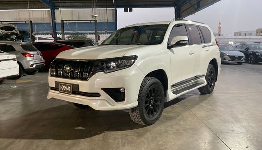 Toyota • Land Cruiser Prado