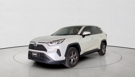 Toyota • RAV4