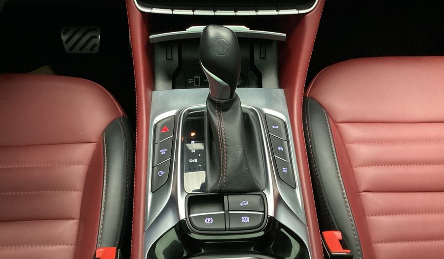 Mg Hs TROPHY Suv 2023