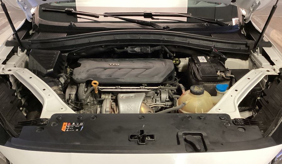 Mg Hs TROPHY Suv 2023