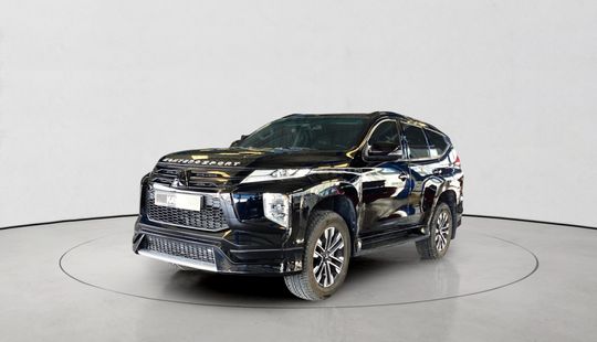 Mitsubishi • Montero Sport