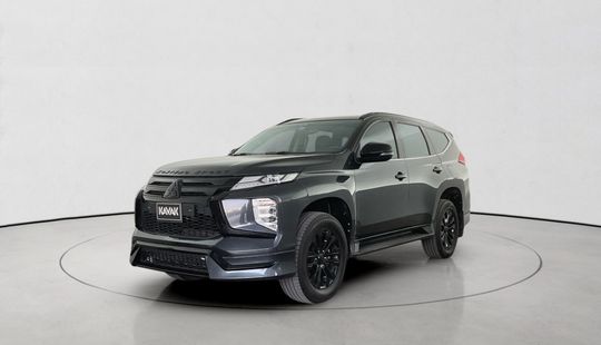 Mitsubishi • Montero Sport