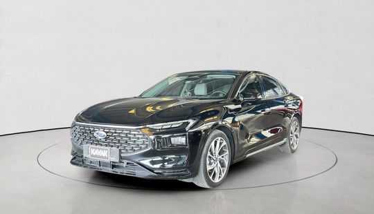 Ford • Taurus