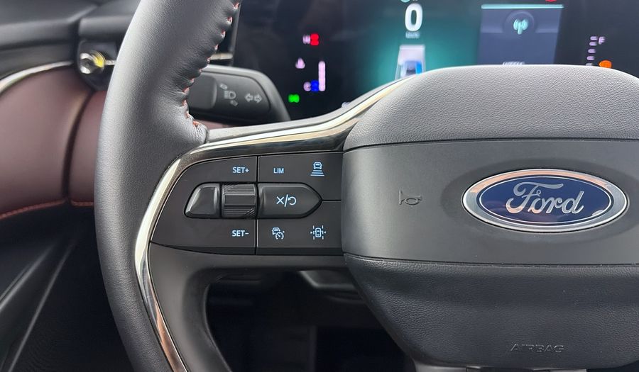 Ford Taurus 2.0 TITANIUM 2WD AUTO Sedan 2023