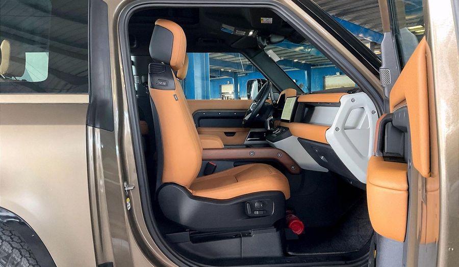 Land Rover Defender 3.0 P400 90 HSE AUTO 4WD Suv 2023