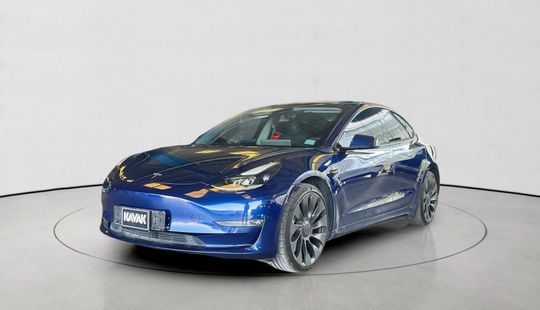 Tesla • Model 3