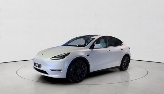 Tesla • Model Y