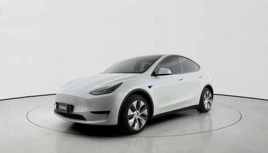 Tesla • Model Y
