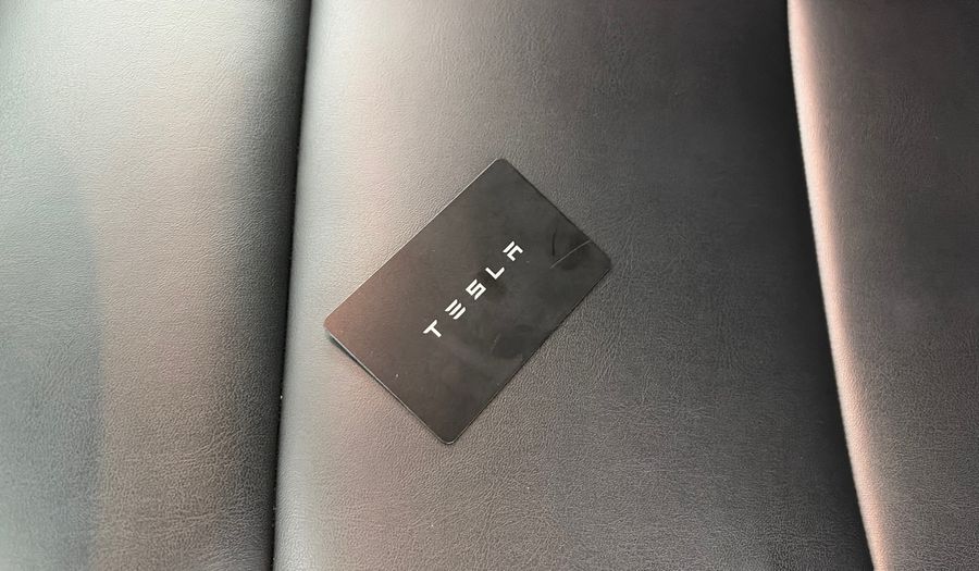 Tesla Model Y BEV RWD Suv 2023