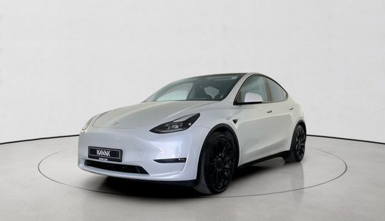 Tesla • Model Y