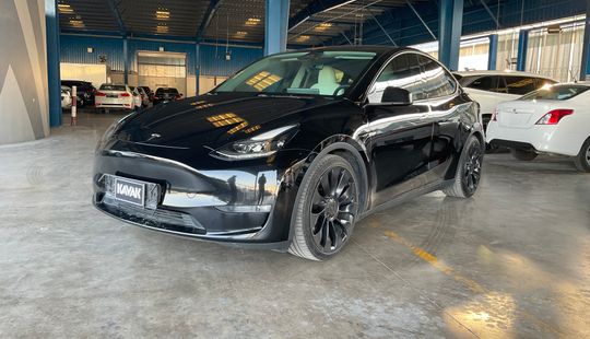 Tesla • Model Y