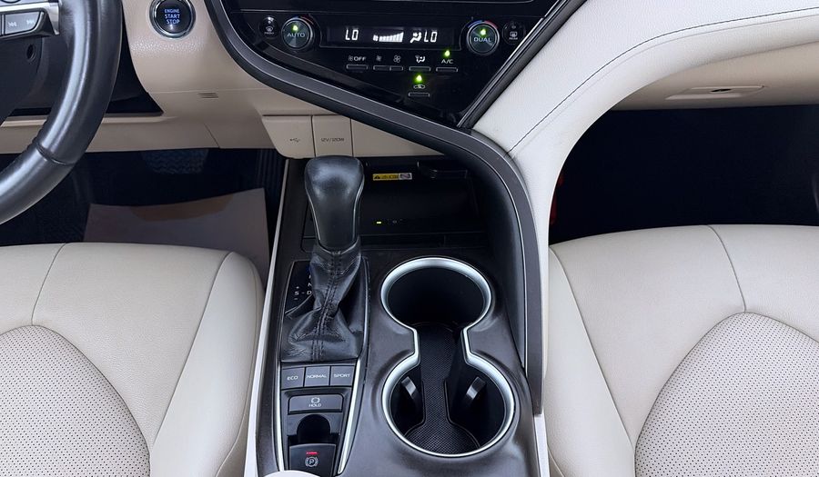 Toyota Camry 3.5 V6 40 ANNIVERSARY EDITION AUTO Sedan 2023