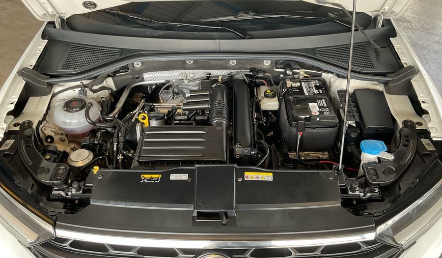 Volkswagen T-roc 1.4 TSI LIFE Suv 2023