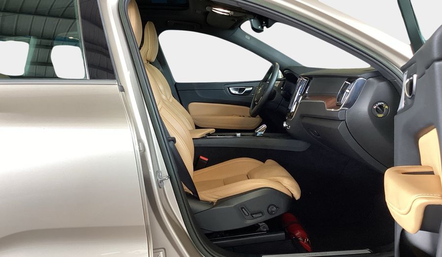 Volvo Xc60 2.0 B5 P MHEV ULTIMATE BRIGHT 4WD AUTO Suv 2023