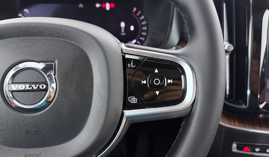 Volvo Xc60 2.0 B5 P MHEV ULTIMATE BRIGHT 4WD AUTO Suv 2023