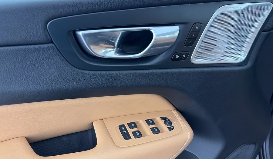 Volvo Xc60 2.0 B5 P MHEV ULTIMATE BRIGHT 4WD AUTO Suv 2023