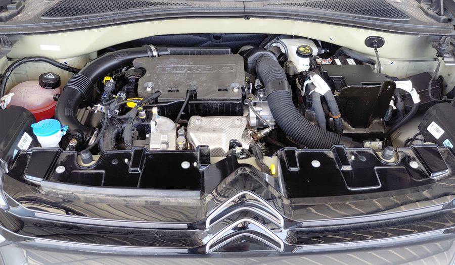 Citroen Basalt 1.0 T200 SHINE AUTO Suv 2026