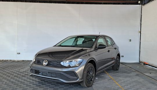 Volkswagen • Polo
