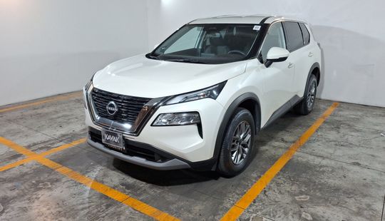 Nissan • X-Trail