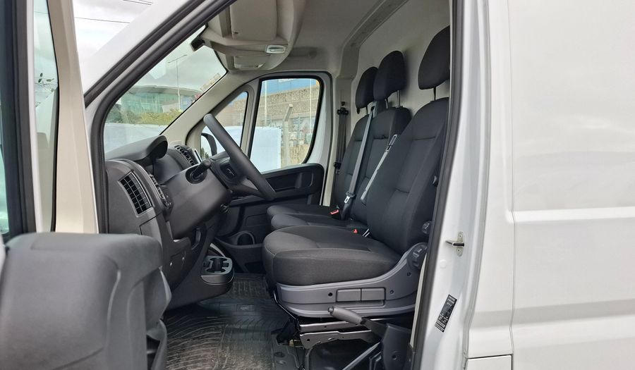 Peugeot Boxer 2.2 HDI L3H2 140 Van 2026