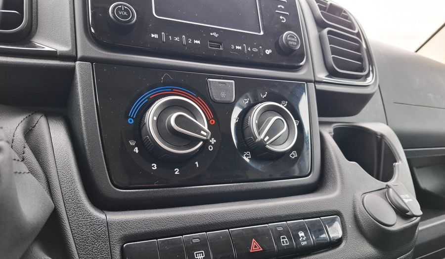 Peugeot Boxer 2.2 HDI L3H2 140 Van 2026