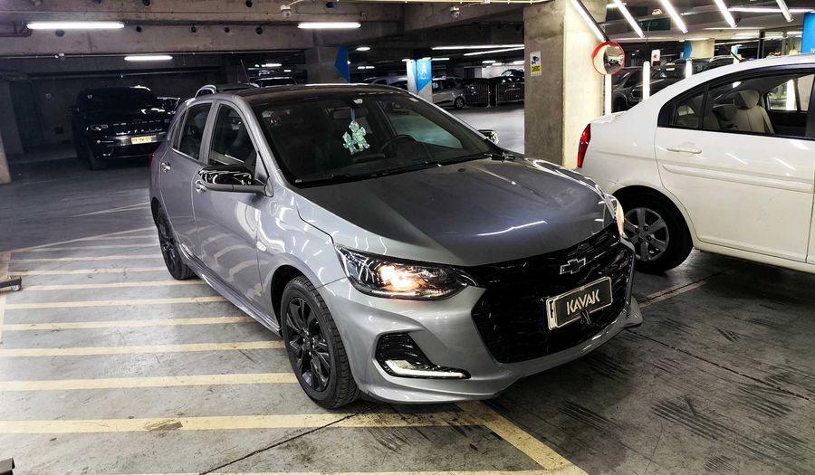 Chevrolet Onix 1.0T RS Hatchback 2021