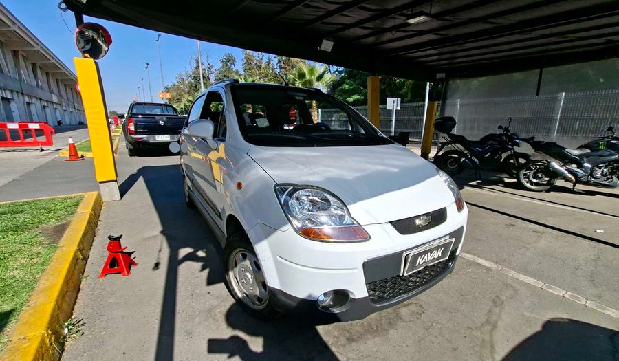 Chevrolet Spark 1.0 LT AC Hatchback 2015