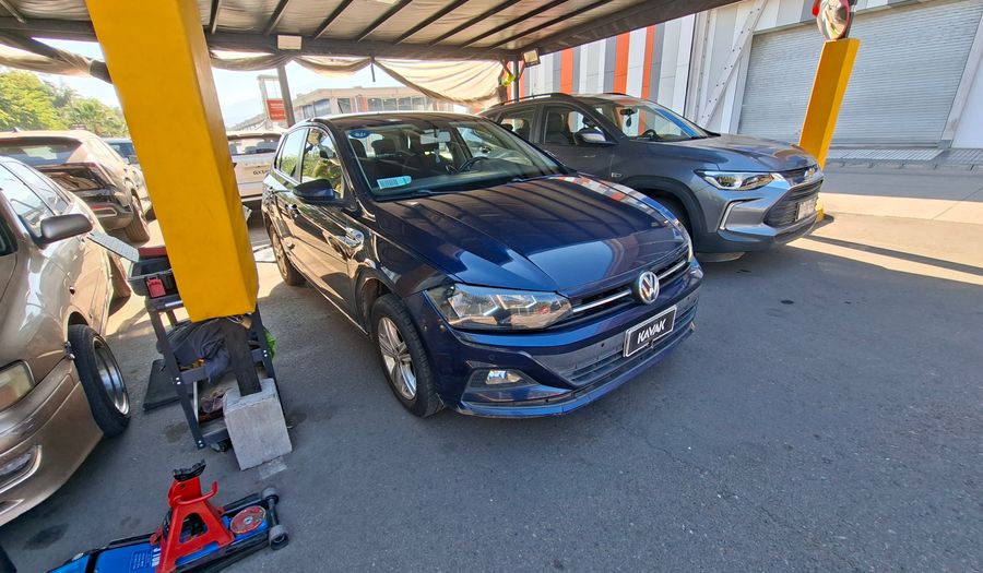 Volkswagen Polo 1.6 AUTO 110 CV COMFORTLINE Hatchback 2018