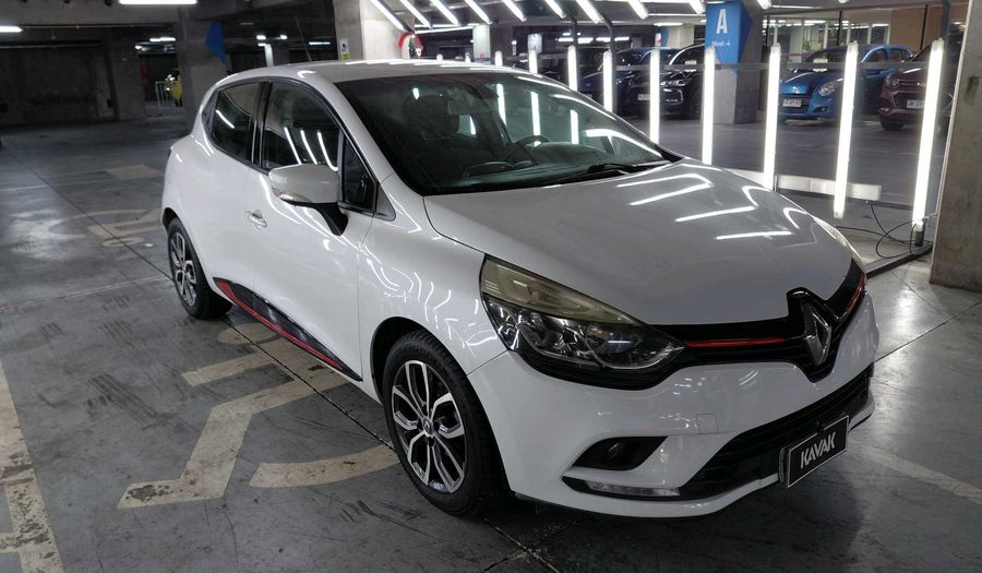 Renault Clio 1.2 EXPRESSION Hatchback 2017