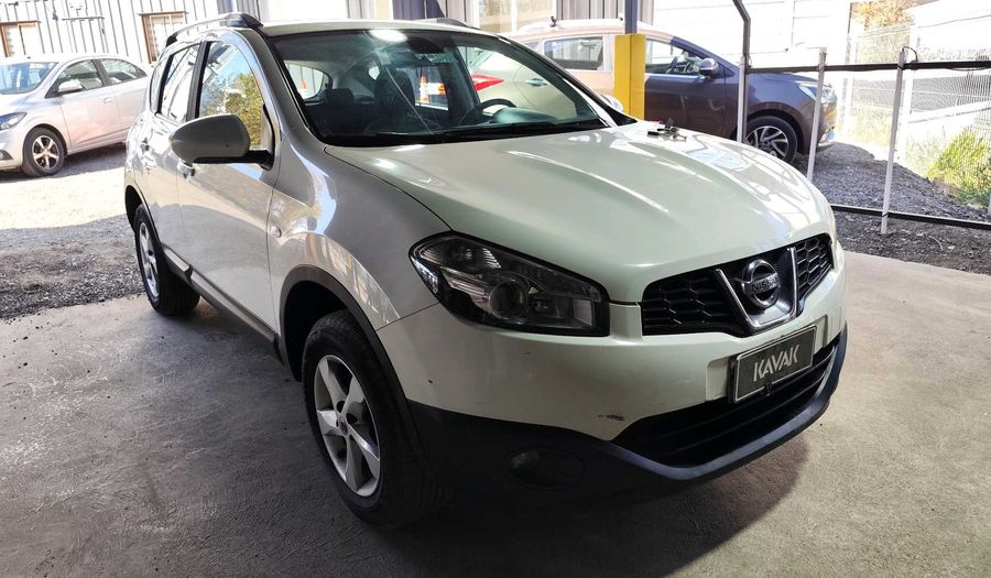 Nissan Qashqai 1.6 Hatchback 2014
