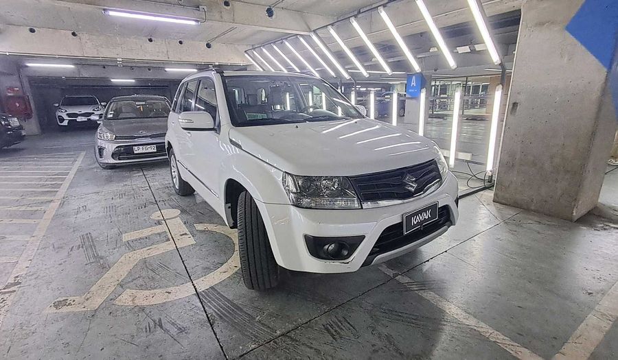 Suzuki Grandnomade 2.4 GLX SPORT AUTO LTH 18I NAV 4WD Suv 2014