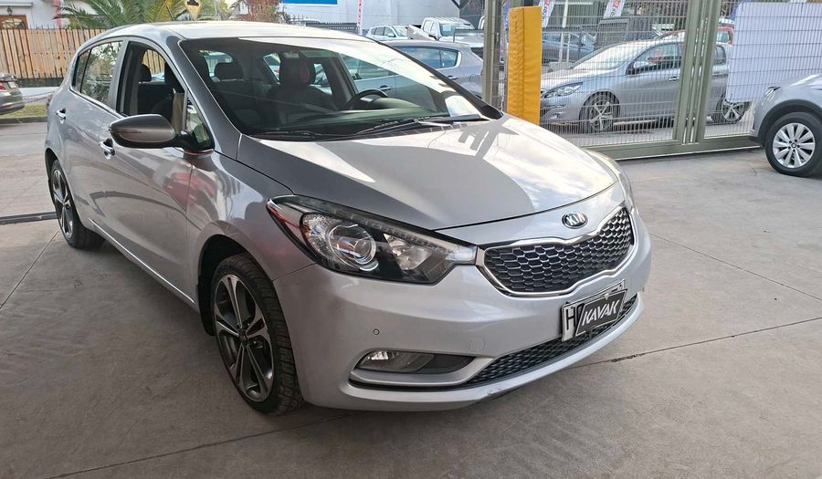 Kia Cerato 5 1.6 SX DAB AC ABS Hatchback 2015