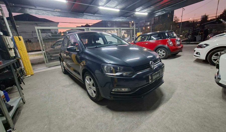 Volkswagen Polo 1.6 AUTO HIGHLINE Hatchback 2017