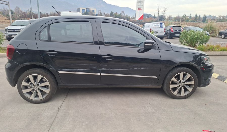 Volkswagen Gol 1.6 COMFORTLINE Hatchback 2017