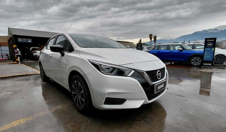 Nissan Versa 1.6 SENSE Sedan 2023