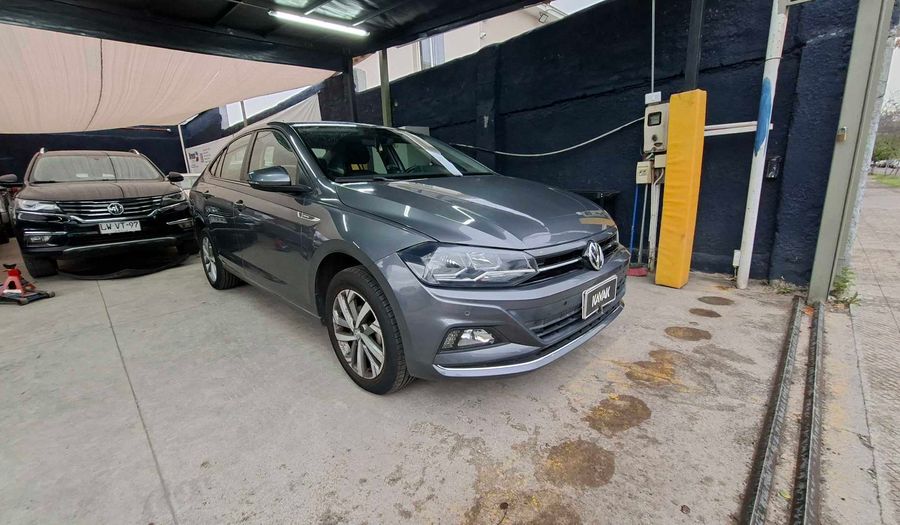 Volkswagen Virtus 1.6 HIGHLINE Sedan 2018