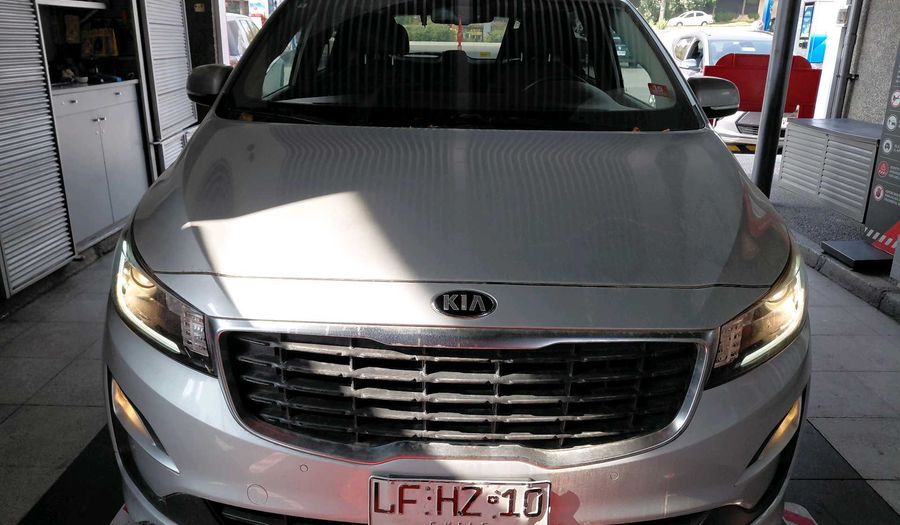 Kia Grand Carnival 3.3 GSL EX AUTO Minivan 2019
